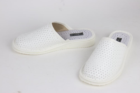 Женские тапочки TPL-10 кожзам белый - Фото 1